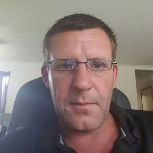 Meet your Posher, Simon